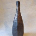 黒流釉花瓶